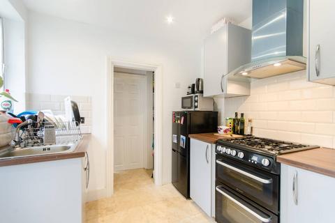 1 bedroom flat to rent - Victoria Road, Queen's Park, London, NW6