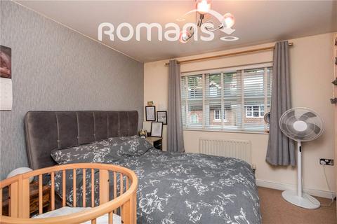 2 bedroom terraced house for sale, Stockbridge Road, Fleet, Hampshire