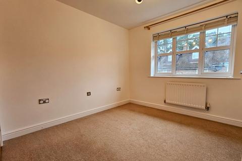 2 bedroom terraced house for sale, Stockbridge Road, Fleet, Hampshire