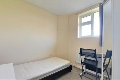 3 bedroom house for sale - St. Fabians Drive, Chelmsford, Essex