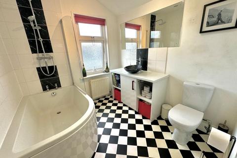 3 bedroom terraced house for sale, Rodbourne, Swindon SN2