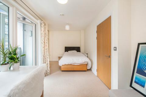2 bedroom property to rent - Silwood Street, London, SE16