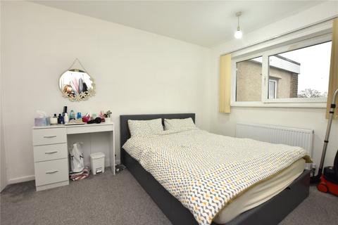 3 bedroom apartment for sale, Fir Tree Rise, Leeds, West Yorkshire