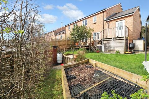 32 Kingdon Avenue, South Molton, EX36 4GJ