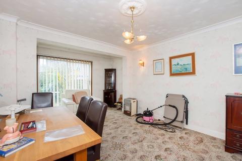 66 Raeburn Road, Sidcup, DA15 8RB