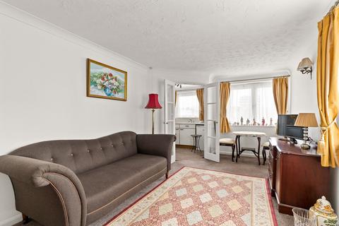 2 bedroom retirement property for sale, Pleydell Gardens, Folkestone, CT20