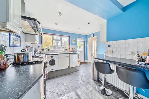 4 bedroom end of terrace house for sale, Southwood Drive, Surbiton