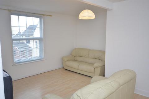 1 bedroom flat to rent - Flat 2, 38 High Street, Sedgley, Dudley