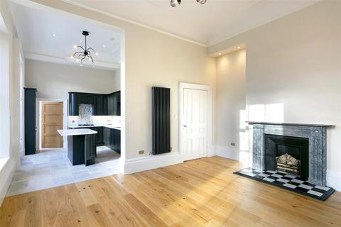 2 bedroom flat for sale, St Marys Manor, North Bar Within, Beverley
