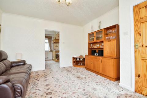 3 bedroom semi-detached house for sale - Moor View Road, Sheffield, S8 0HH