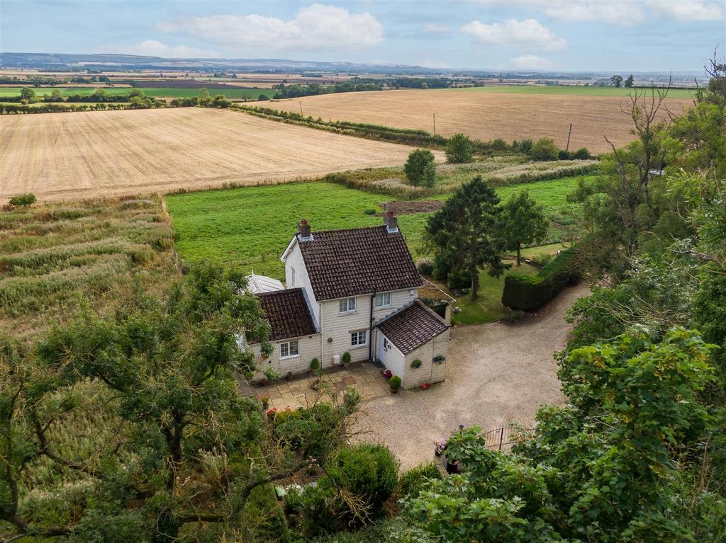 Drive Cottage, Ebberston, Scarborough, YO13 9PA 3 bed detached house ...