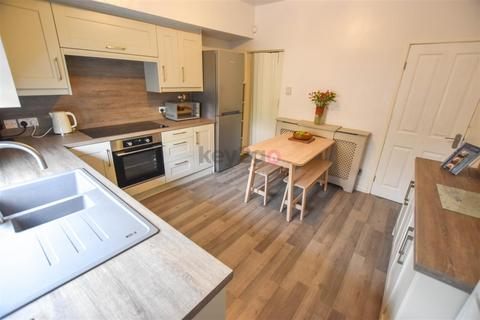 3 bedroom terraced house for sale - Spring House Road, Sheffield, S10