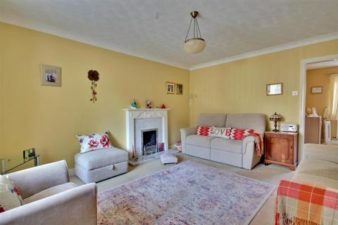 3 bedroom semi-detached house for sale - Coriander Close, Beverley