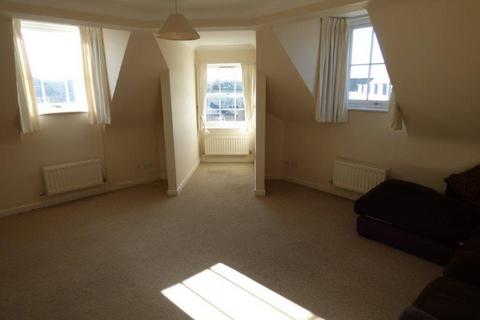 2 bedroom flat to rent, Station Road West, Kent CT2