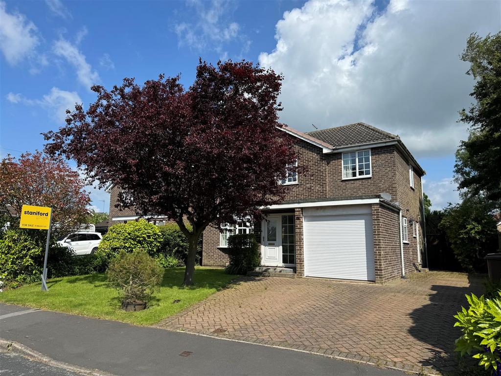 Northfield, Swanland HU14 4 bed detached house for sale £359,950