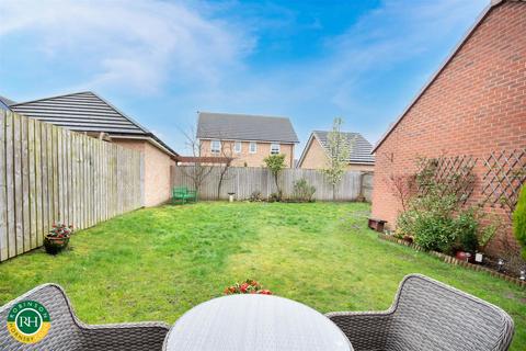 3 bedroom detached house for sale, Whitmoore Drive, Auckley, Doncaster