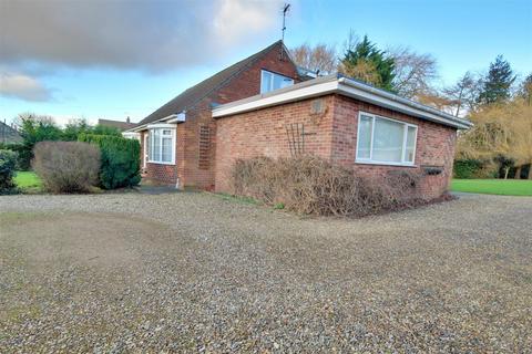 4 bedroom detached bungalow for sale, Main Road, Skirlaugh, Hull