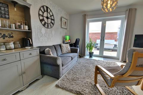3 bedroom terraced house for sale - Hamilton Walk, Beverley