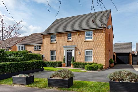 4 bedroom detached house for sale, 12 Larch Grove, Shifnal