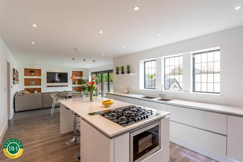 3, Old Mill Court Whiphill Top Lane, Branton, Doncaster, DN3 3NU