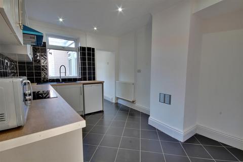 2 bedroom terraced house for sale - Mill Lane, Beverley