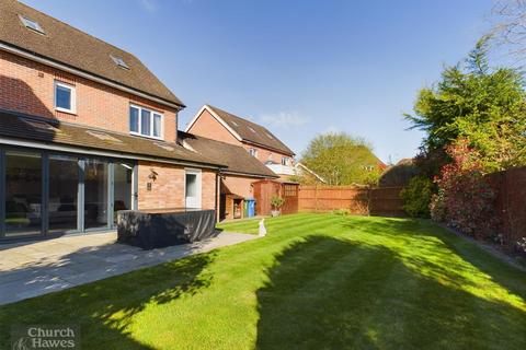 5 bedroom house for sale - Wagtail Walk, Bracknell