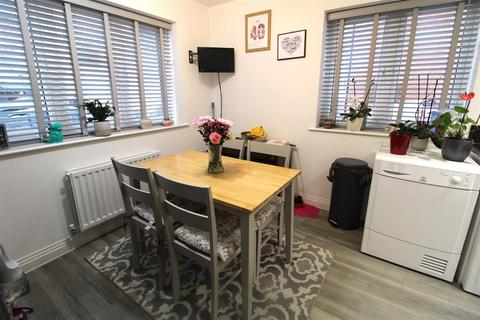 103 Cartmel Road, Daventry, NN11 2NY