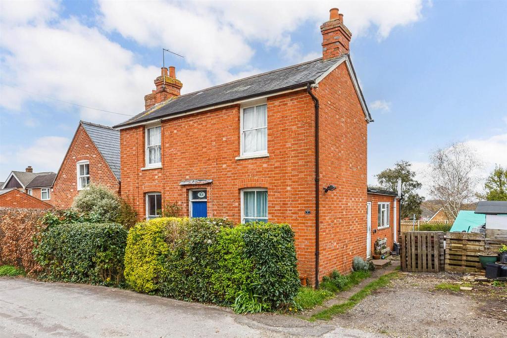 Emmets Nest, Binfield 4 bed detached house for sale - £575,000