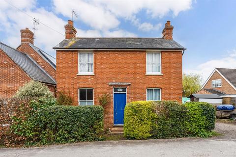 4 bedroom detached house for sale, Emmets Nest, Binfield