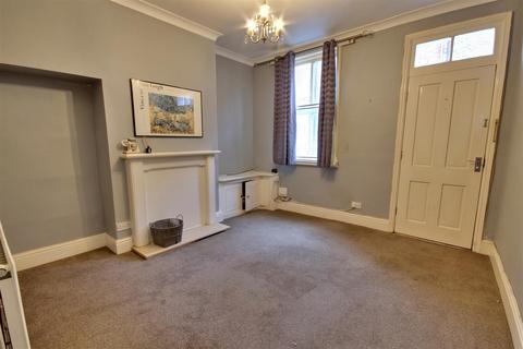 2 bedroom terraced house for sale, Lairgate, Beverley