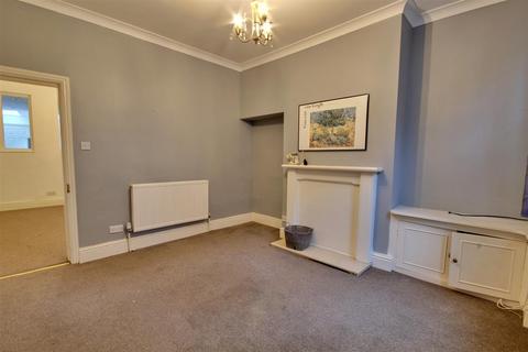 2 bedroom terraced house for sale, Lairgate, Beverley