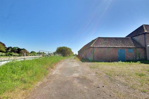 undefined, Land at Middle Farm, Bilton