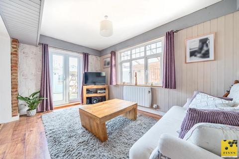 11 Forstal Road, Woolage Village, Canterbury, CT4 6SP