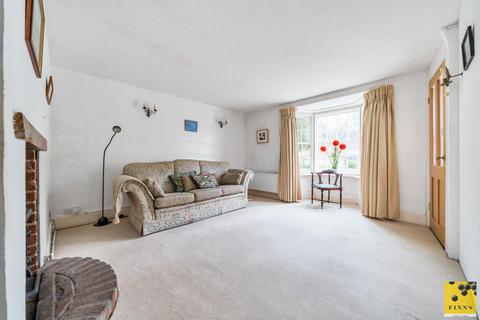 3 bedroom end of terrace house for sale, The Street, Canterbury CT4