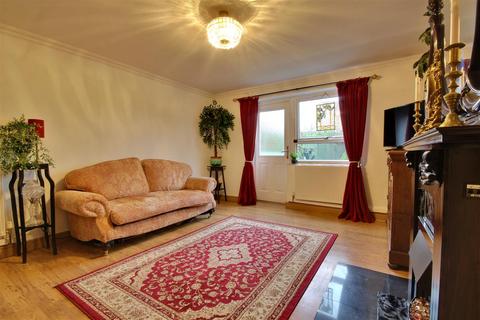 2 bedroom terraced house for sale, Godbold Close, Beverley