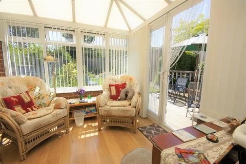 20 Dale Close, Swanland, North Ferriby, HU14 3QL