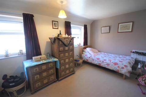 20 Dale Close, Swanland, North Ferriby, HU14 3QL