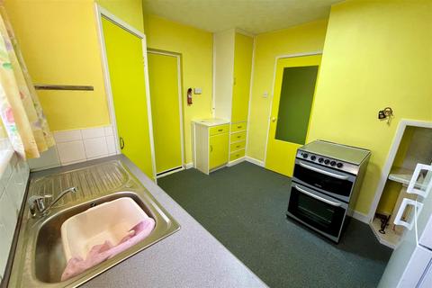 91 Bournebrook Crescent, Halesowen, B62 0HZ