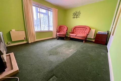 91 Bournebrook Crescent, Halesowen, B62 0HZ
