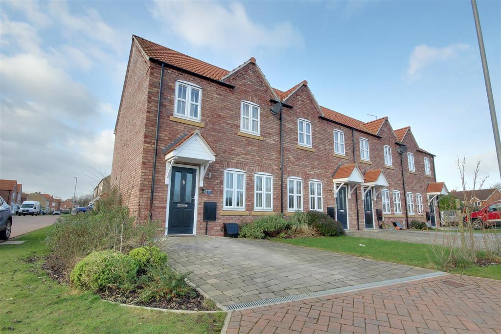 Westfields Drive, Beverley 2 bed end of terrace house for sale £60,000