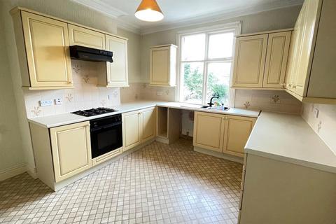 3 bedroom flat for sale, Everard Road, Rhos On Sea, Colwyn Bay