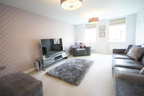 4 bedroom detached house for sale - Heathcote Close, Anlaby HU10