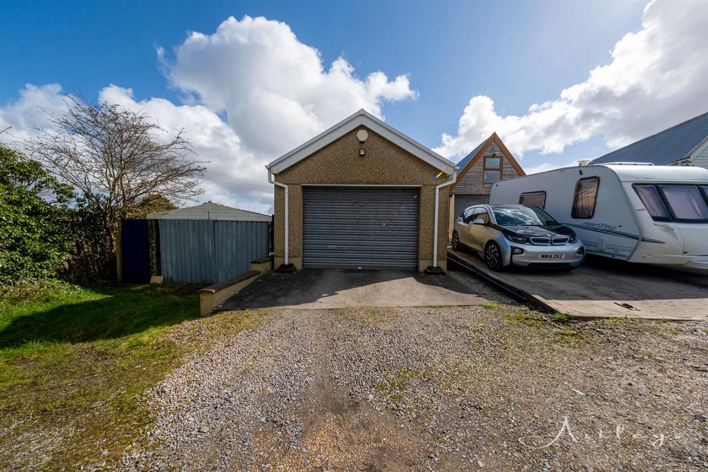Double Garage