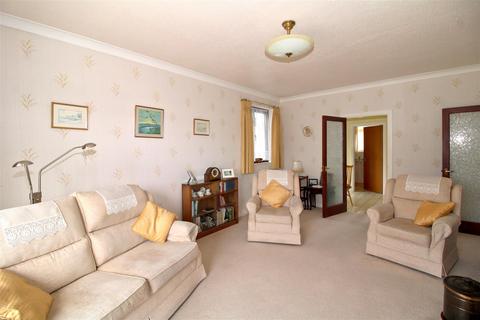 3 bedroom detached bungalow for sale - Buckthorn Close, Seaford