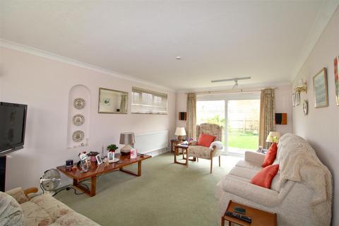 3 bedroom detached house for sale, Stoke Close, Seaford