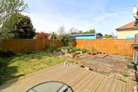 2 bedroom semi-detached bungalow for sale, Chyngton Gardens, Seaford
