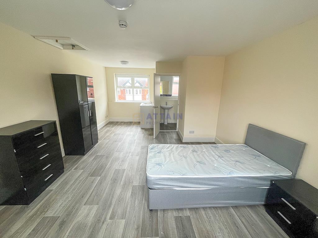 Room 5, Palmerston Street, Derby 1 bed in a house share £550 pcm (£