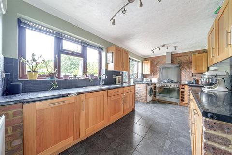 4 bedroom detached house for sale, Church Hill, Dover CT15