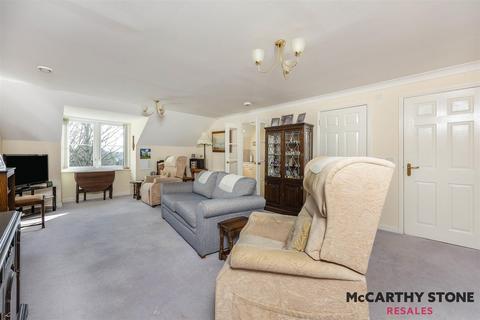 2 bedroom apartment for sale, Portman Court, Grange Road, Uckfield