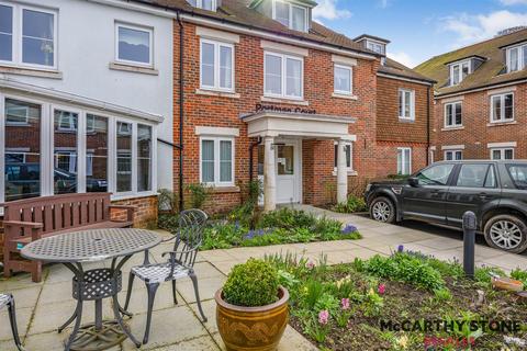 2 bedroom apartment for sale, Portman Court, Grange Road, Uckfield